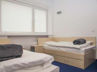 Хостелы Hostel Guido Забже Двухместный номер с 2 отдельными кроватями-1